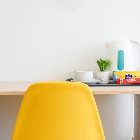 F8-3 Bedroom For 2 民宿 斯利马