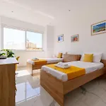 F8-3 Bedroom For 2 Quarto em Acomodações Particulares Sliema