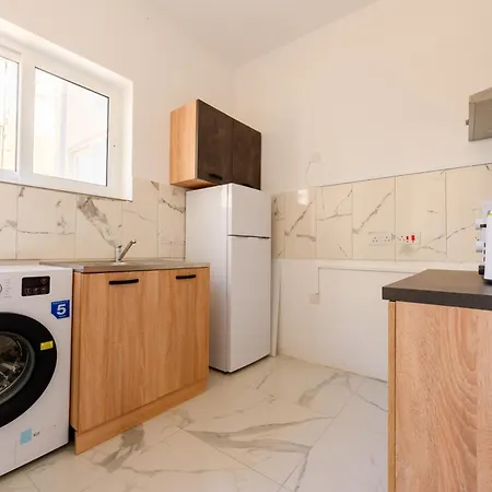 F8-3 Bedroom For 2 * Σλιέμα