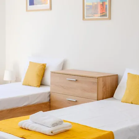 Rum i privatbostad F8-3 Bedroom For 2 Sliema