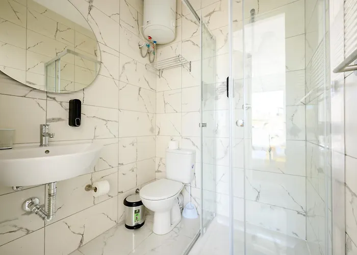 F8-3 Bedroom For 2 Δωμάτια σε οικογενειακή κατοικία Σλιέμα