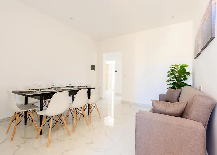 Δωμάτια σε οικογενειακή κατοικία F8-3 Bedroom For 2 Σλιέμα