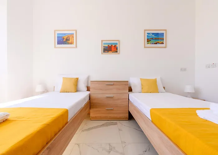 Δωμάτια σε οικογενειακή κατοικία F8-3 Bedroom For 2